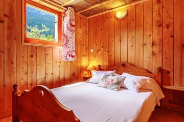 Chalet pour 8 Personnes dans Saint-Bernard, Isère, Photo 1