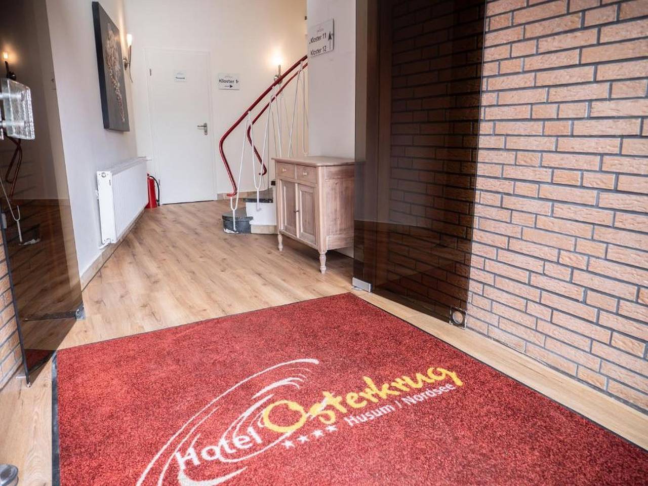 Ganze Ferienwohnung, Hekmat Apartments - Osterende S in Husum Hafen, Husum