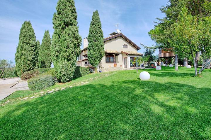 Villa für 10 Personen, mit Pool in den Abruzzen - 3