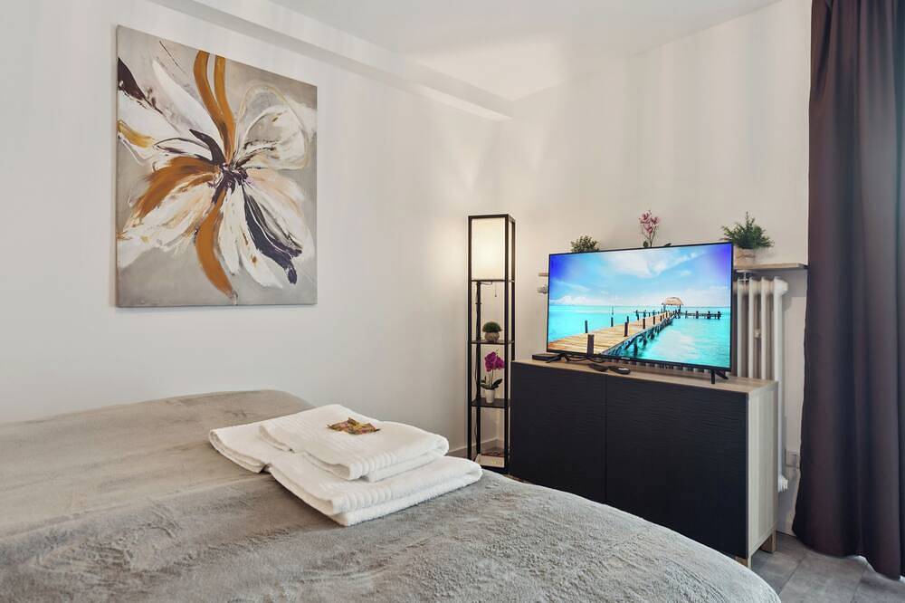 Entire apartment, Beautiful City Apartment Wuppertal in Wuppertal, Bergisch region