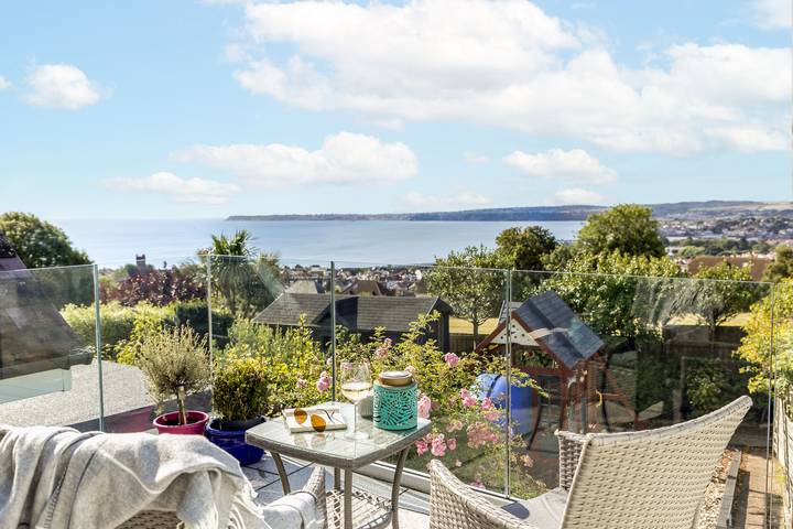 Holiday rental for 2 people, with Ocean view and Balcony as well as Terrace in Torquay