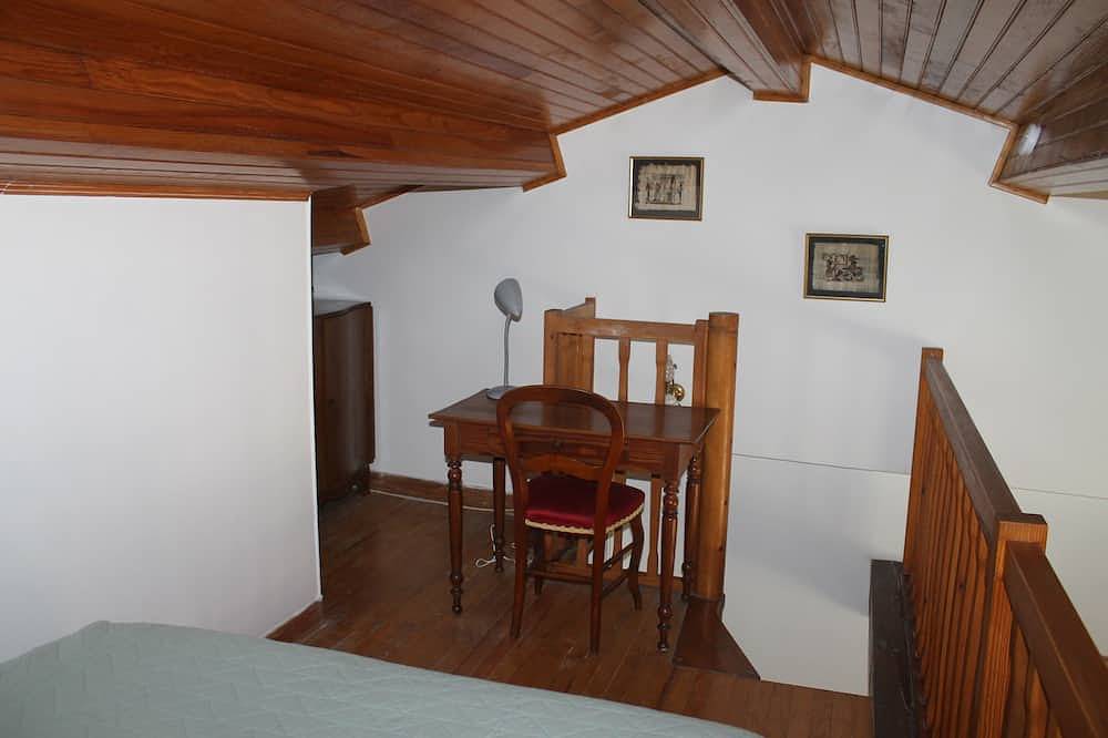 Maison coeur de la Montagne Noire, vue exceptionnelle in Caudebronde, Région de Carcassonne
