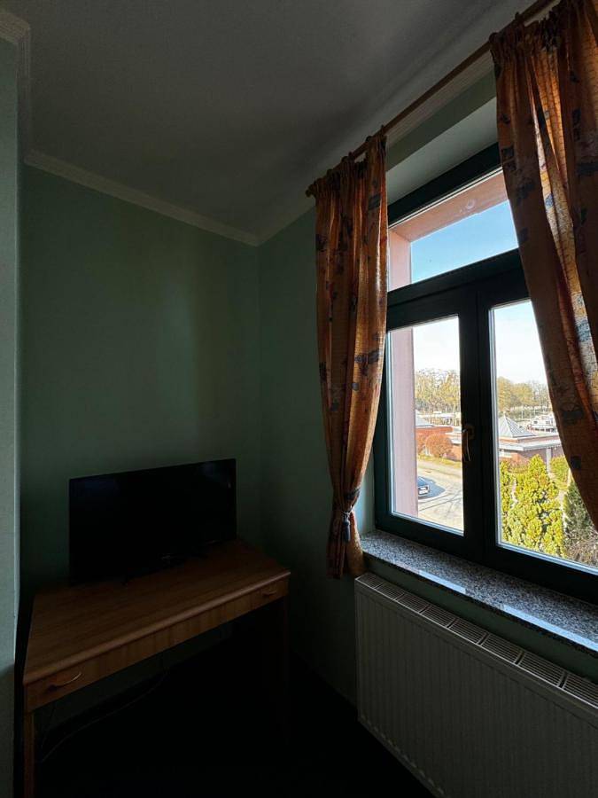 BnB für 2 Personen, mit Ausblick und Seeblick sowie Terrasse, mit Haustier an der Müritz - 3