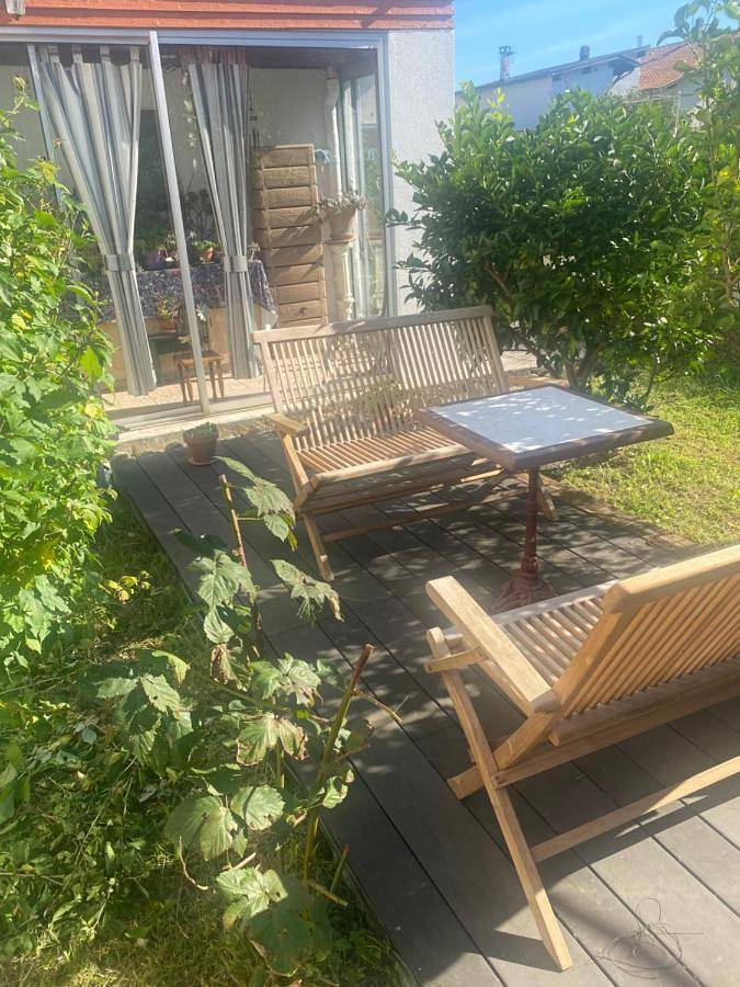 Appartement entier, Two-Bedroom Apartment in Saint-Pierre-d'Irube, Région de Bayonne