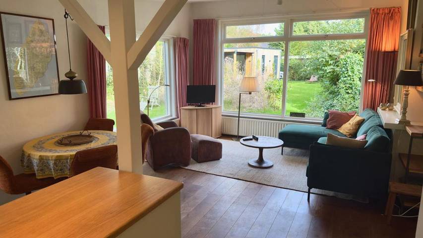 Ferienhaus für 4 Personen, mit Terrasse und Garten sowie Ausblick in De Koog
