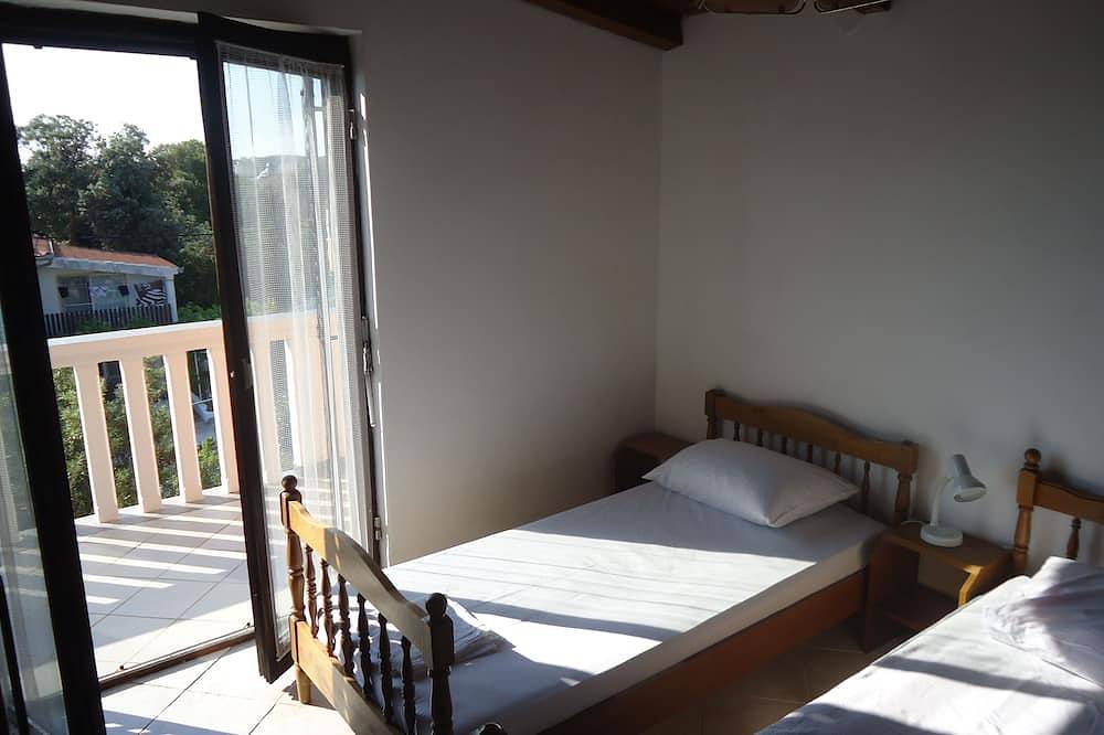 Ganze Wohnung, Drei-Zimmer-Wohnung am Meer in Diklo (Zadar), Zadar (Kommun)