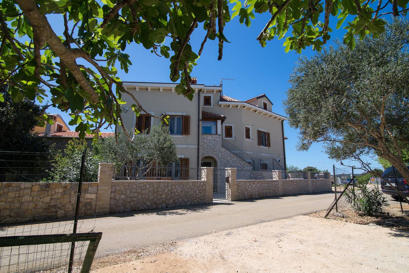 Ganze Wohnung, 1-Zimmer-Ferienwohnung mit Terrasse Punta kriza, Cres A-8082-b in Lošinj, Cres