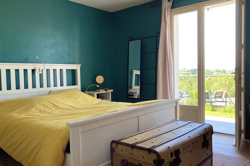 Large house - swimming pool - garden - panoramic view in Saint-Pierre-d'Irube, Region de Bayona