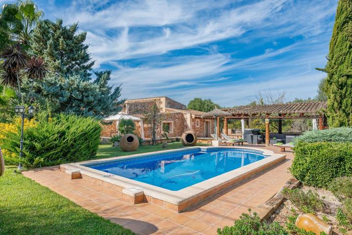 Finca für 9 Personen, mit Terrasse in Sencelles
