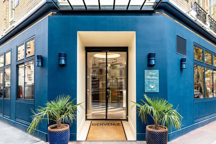 Hôtel pour 2 personnes, avec sauna et piscine ainsi que terrasse et jacuzzi à Clichy - 2