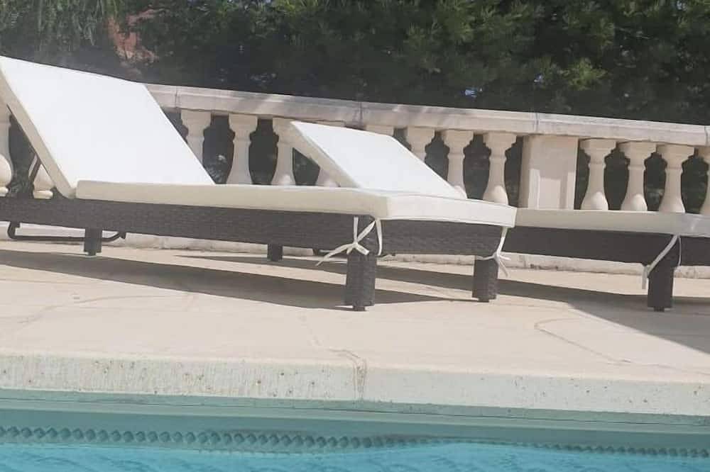 Villa pour 6 Personnes dans Bormes-les-Mimosas, Région de Toulon