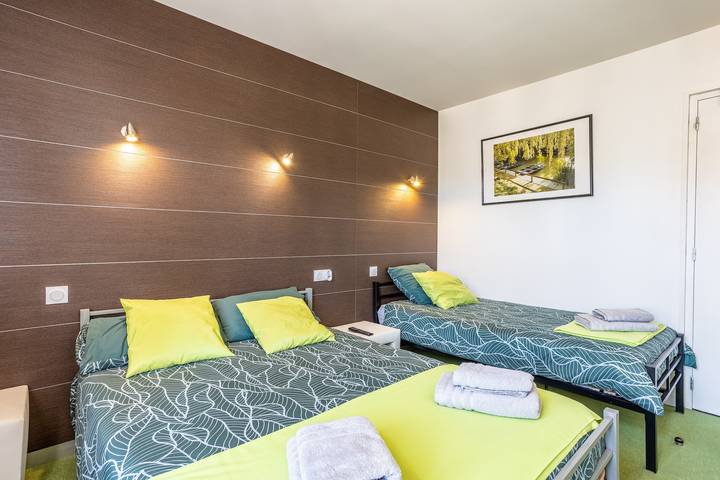 Standard Family Room for 3 – No. 9 with Wi-Fi in Chantonnay, La Roche-sur-Yon region