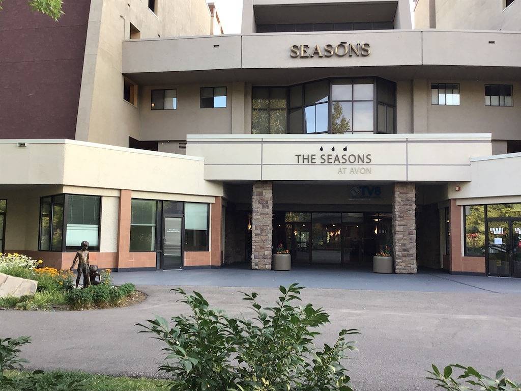 Ganze Wohnung, Neue Auflistung! Wohnung aktualisiert. Gehen Sie zur Beaver Creek Gondola und zum Avon Town Center in Avon, Beaver Creek