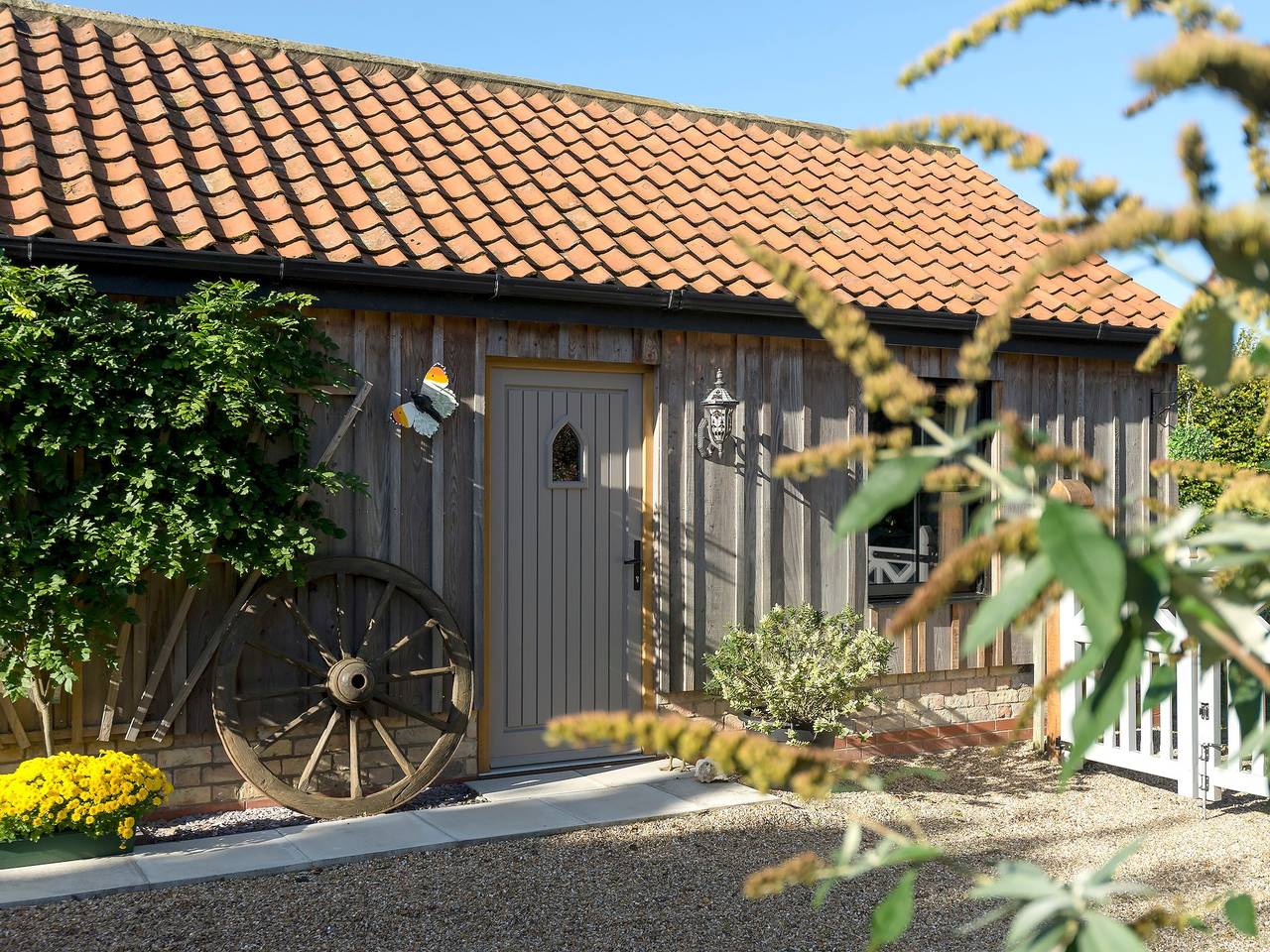 Log Cabin for 2 People in Benniworth, Lincolnshire Wolds AONB