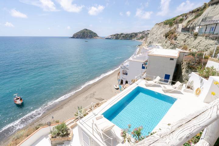 Casa vacanza per 8 persone, con Balcone e Terrazza nonché Giardino e Panorama a Barano d'Ischia
