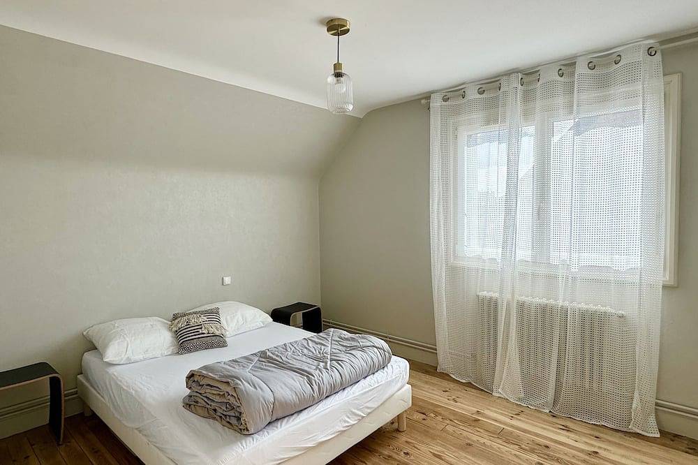 Large house 6 persons near Chambord- Air conditioning-Terrace in Saint-Claude-de-Diray, Blois region
