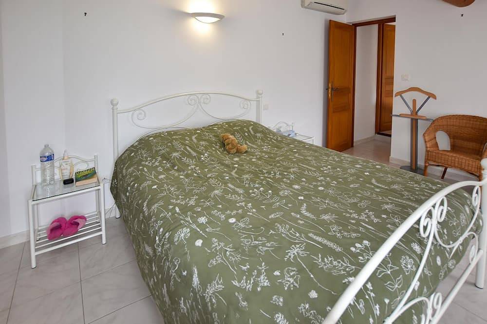 Acogedora casa en Aubignan in Aubignan, Vaucluse