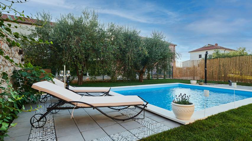 Villa pour 8 personnes, avec jardin à Umag - 2