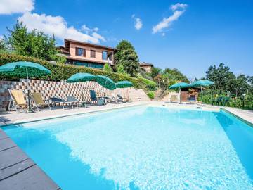 Ferienhaus für 14 Personen, mit Garten und Balkon im Piemont