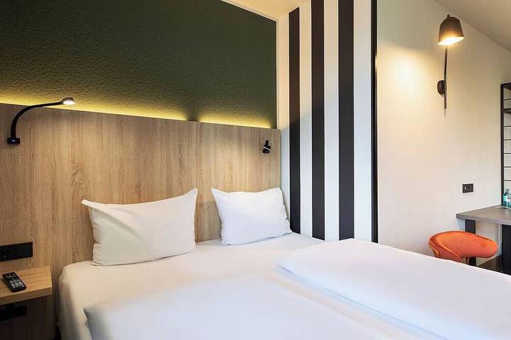 Hotel für 2 Personen - 1