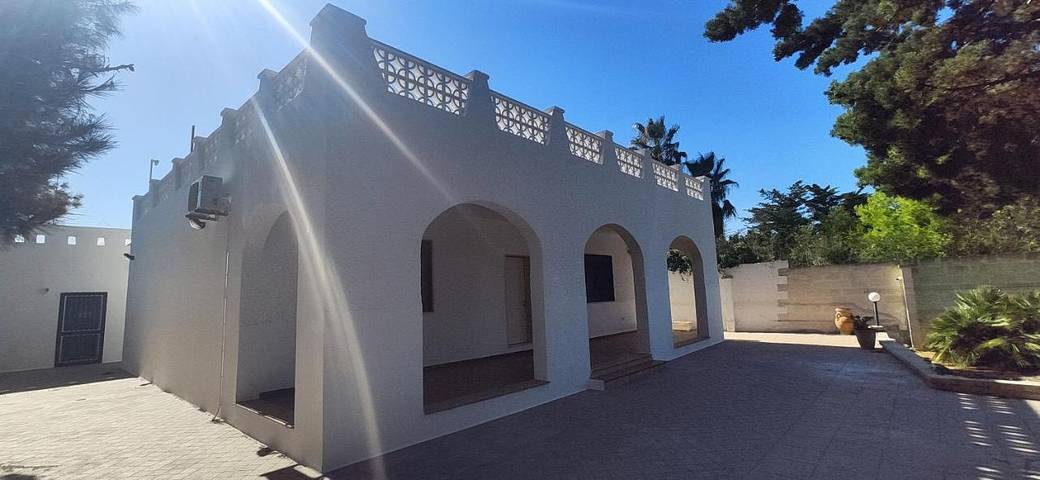 Villa pour 14 personnes, avec jardin ainsi que vue et piscine, animaux acceptés à Lecce - 2