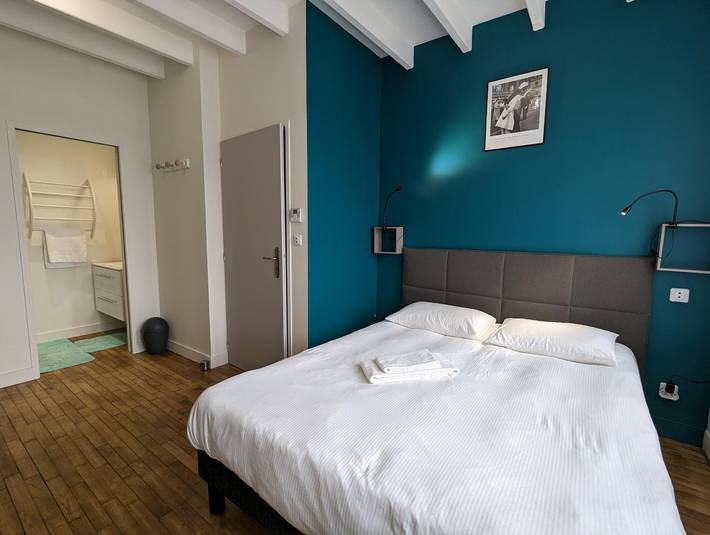 Le Clos en Valois in Charente