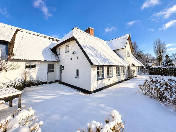 Ganze Wohnung, Gemütlicher Hansen Hof 3 mit Terrasse, WLAN und ländlicher Lage in Tinnum in Tinnum, Sylt (Gemeinde)