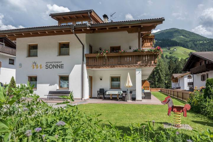 Appartamento per 4 persone, con Balcone e Giardino a Valle Aurina