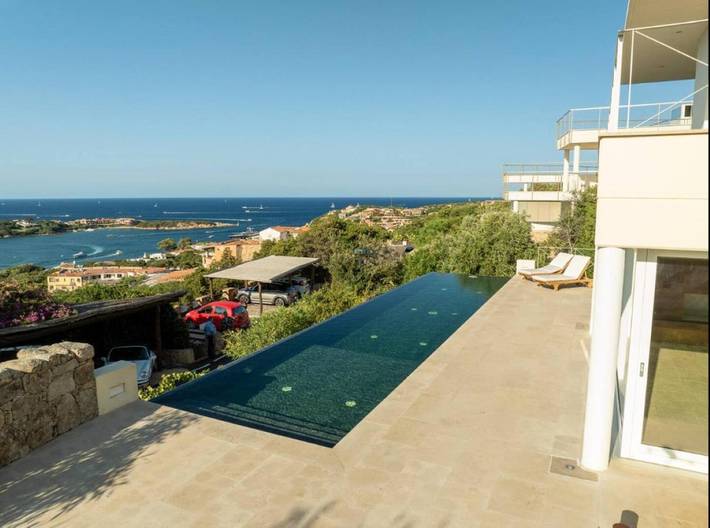 Villa pour 10 personnes, avec jardin ainsi que piscine et jacuzzi à Porto Cervo - 3