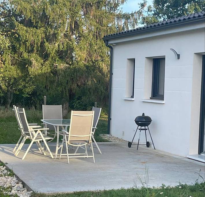 Location de vacances pour 6 personnes, avec vue et jardin à Coulounieix-Chamiers - 2