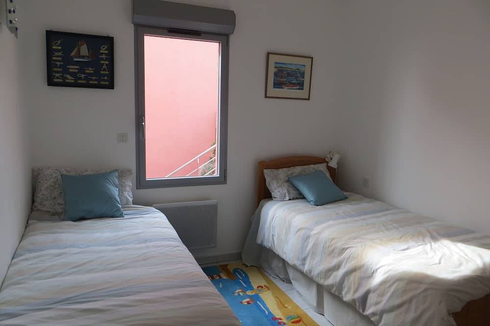 Appartement entier, Appartement neuf avec splendide vue mer et piscine in Côte Vermeille, Cerbère