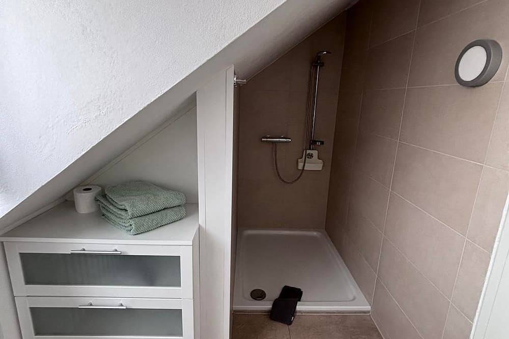 Doppelzimmer Zimmer 5 - Gästehaus Am Rebenhang in Mehring, Moseleifel