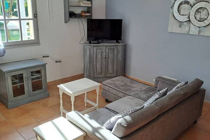 Lodge pour 5 personnes, avec jardin ainsi que sauna et jacuzzi en Dordogne - 2