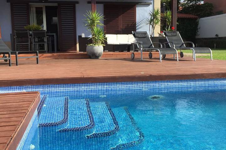 Ferienhaus für 6 Personen, mit Balkon und Garten in Juan Fernández