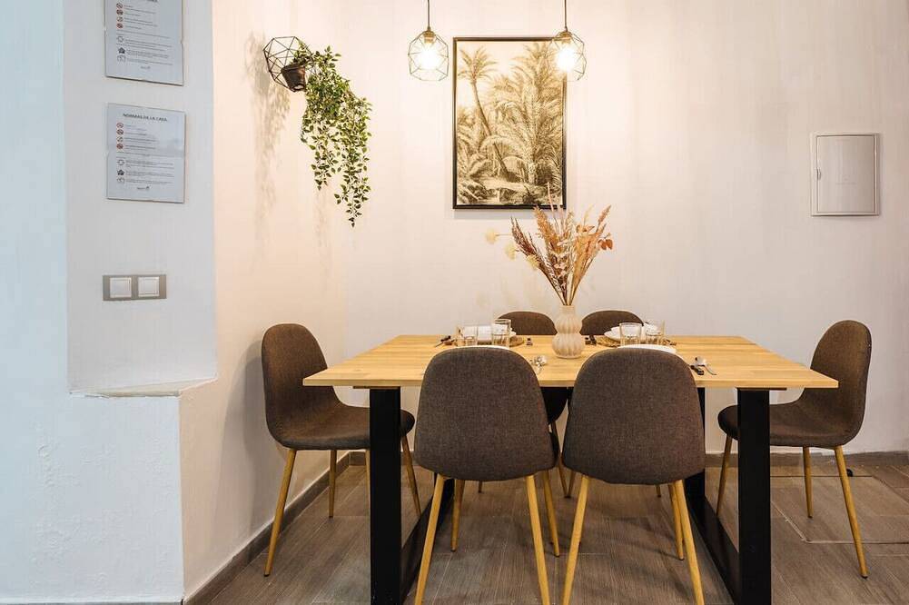 The Secret To A Great Stay in Seville | 1' Giralda in Casco Antiguo, Sevilla