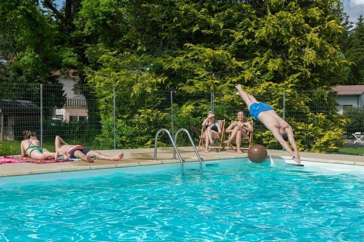 Gîte pour 4 personnes dans Levier