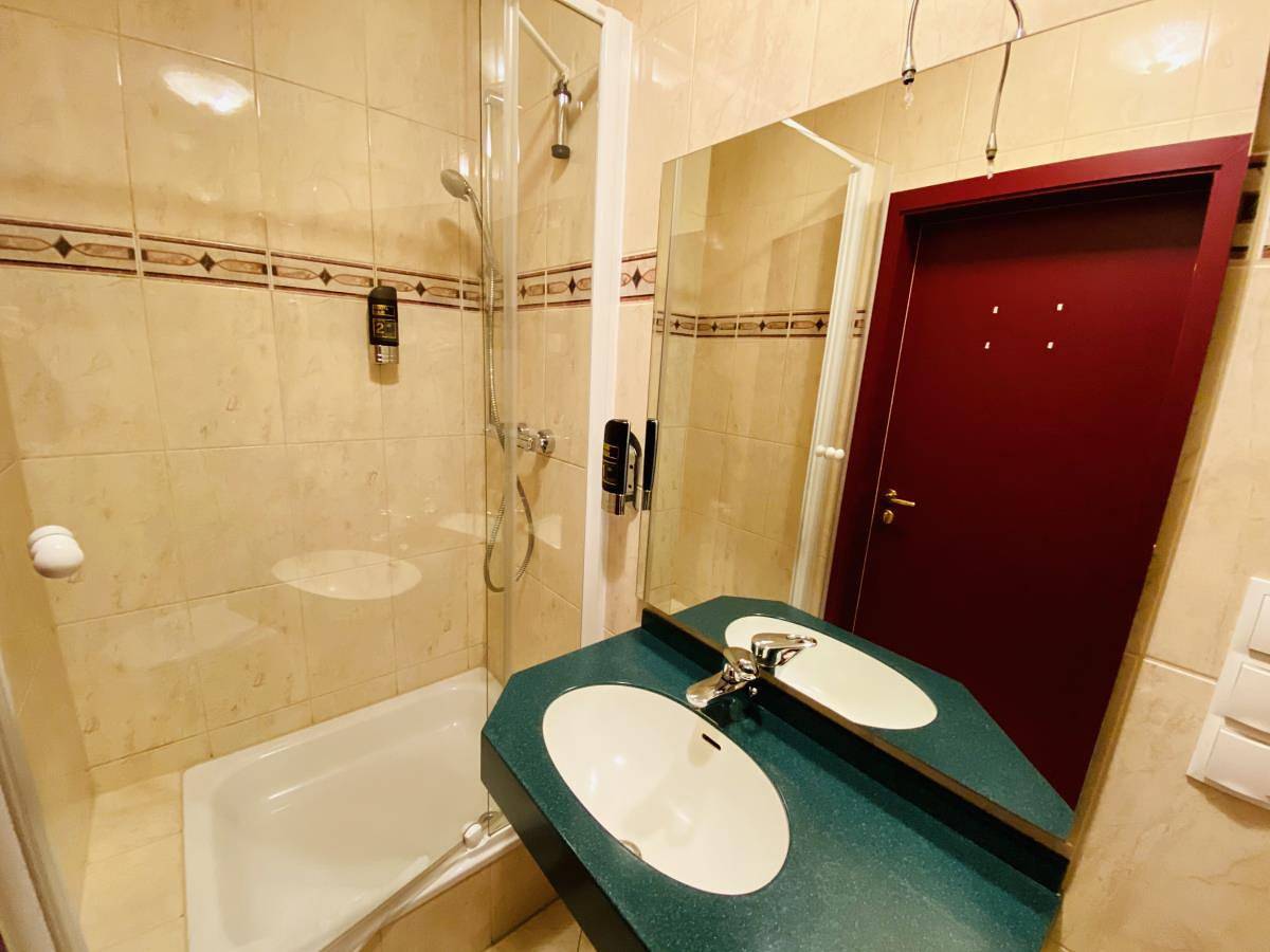 Apartamento entero, Doppelzimmer Tafel, direkt am Alten Strom in Warnemünde Strand, Rostock