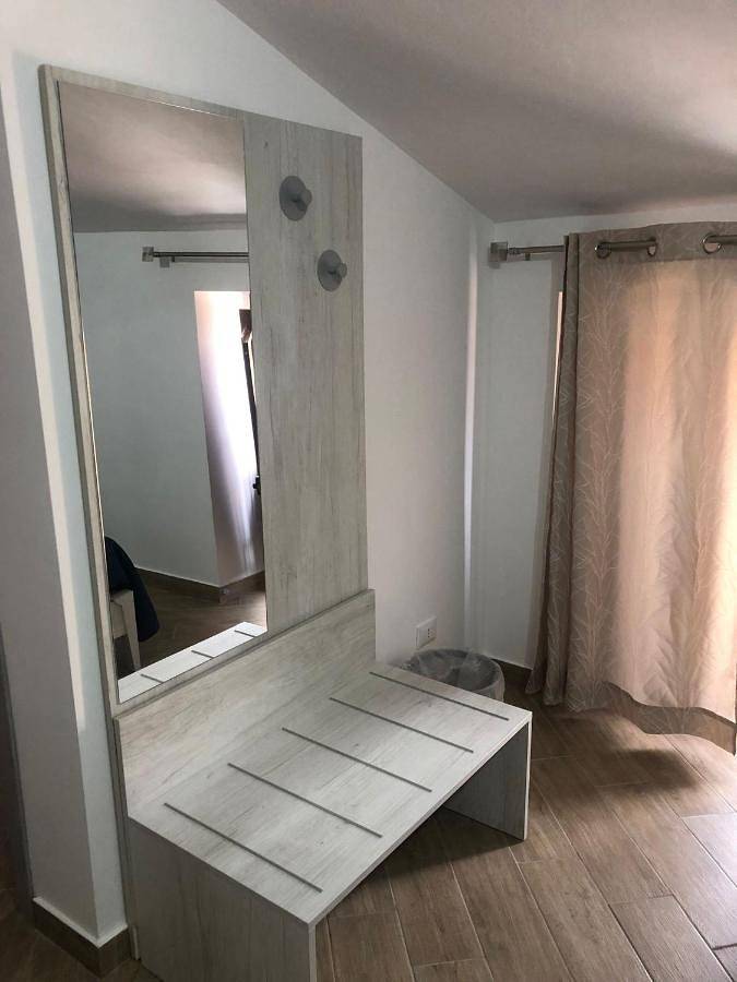 Quadruple Room with Private Bathroom in Petralia Soprana, Provincia di Palermo
