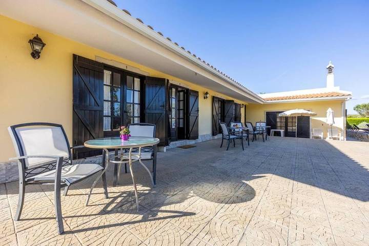 Maison d’hôte pour 2 personnes, avec jardin et piscine ainsi que terrasse et vue dans Odiáxere - 3