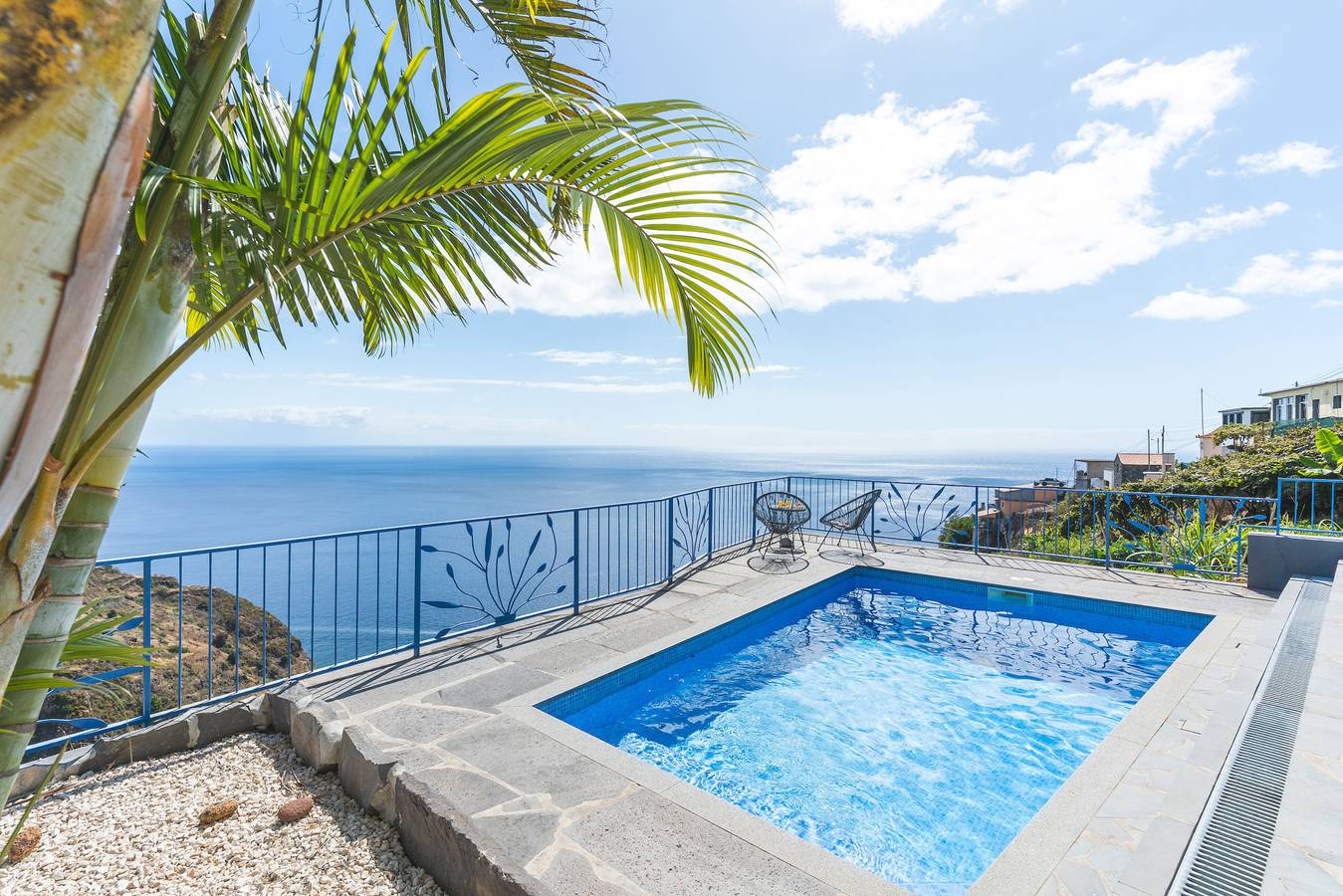 Appartement entier, Appartement de vacances pour 2 personnes avec piscine in Calheta, Île de Madère