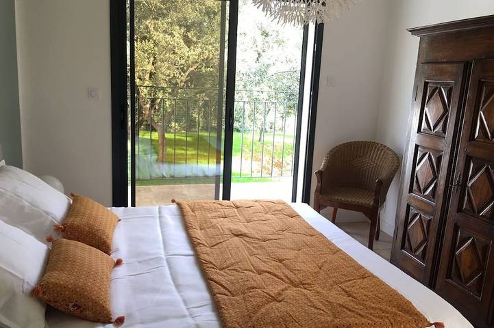 Hübsche neue klimatisierte Villa mit beheiztem Pool in der Kampagne der Uzes in Uzès, Nimes und Umgebung