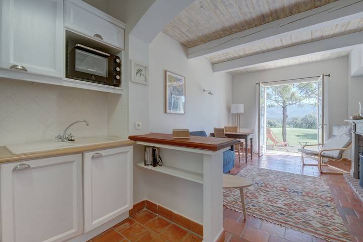 Gîte pour 2 personnes, avec vue et jardin à La Motte - 3