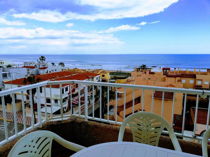 Apartamento para 6 personas, con balcón además de vistas al mar y jardín en Playa Xeraco