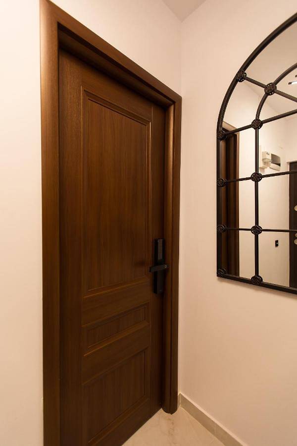 Chambre d’hôte pour 4 personnes, avec Balcon et Vue à Bucarest - 4