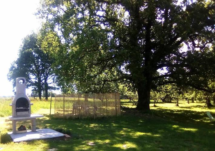 Gîte pour 2 personnes, avec vue et terrasse, animaux acceptés à Bahus-Soubiran - 2