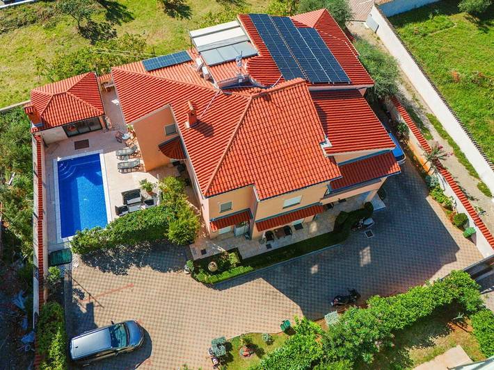 Ferienhaus für 2 Personen, mit Terrasse und Pool in Fazana - 3