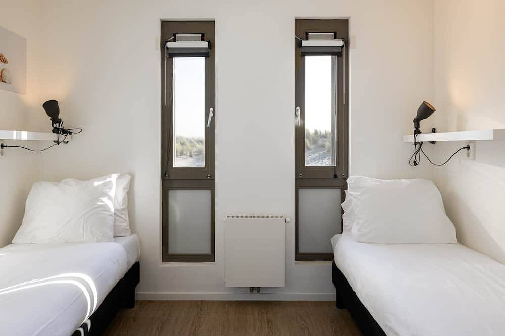Strandhuis in Hoek van Holland aan Zee in Hoek van Holland, Nederlandse Noordzeekust