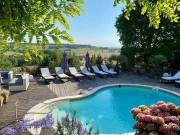 Maison d’hôte pour 2 personnes, avec jardin ainsi que vue et piscine à Fayssac