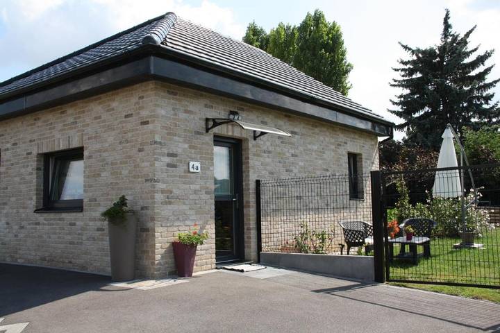 Gîte pour 3 personnes, avec jardin dans Bois-Bernard