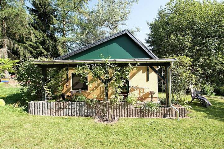 Ferienhaus für 2 Personen, mit Terrasse und Garten in Crottendorf